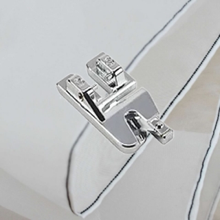 Narrow hemming foot for Bernette dual feed models