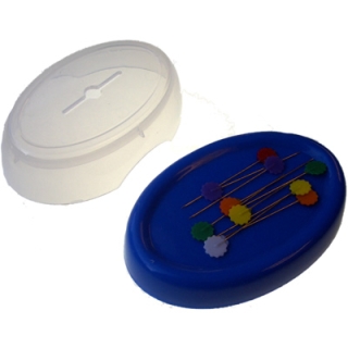 Magnetic pin holder including cover and pins