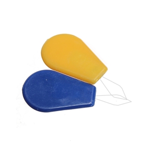 Two needle threaders