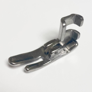 Low Shank Straight Stitch Screw On Foot Singer