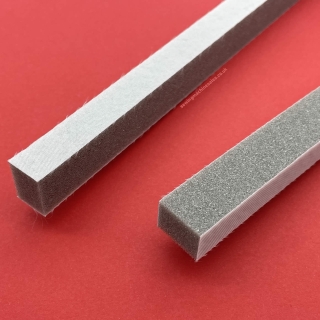 Needle brake sponge for chunky plastic bed models