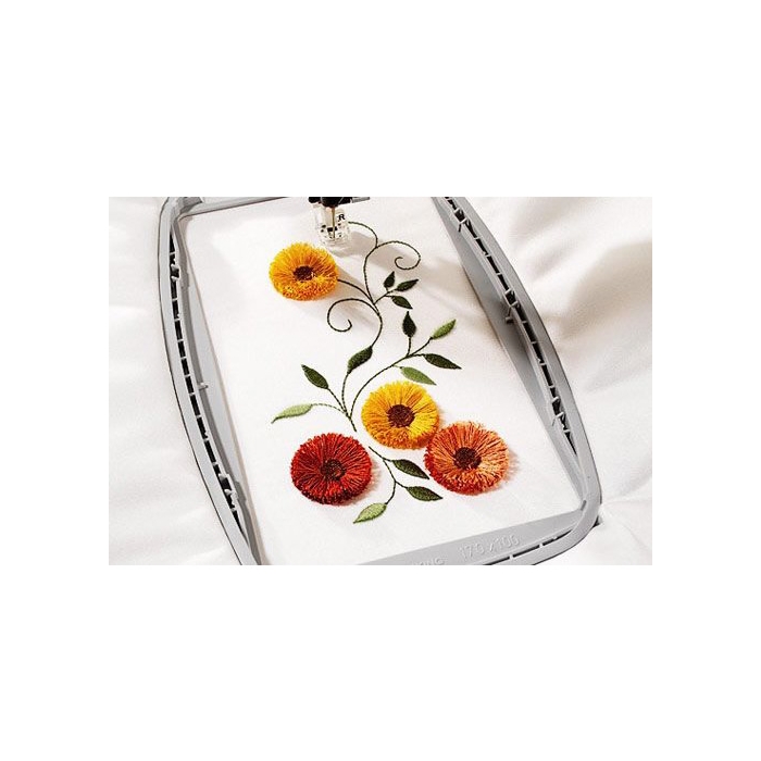 Husqvarna Midsize Embroidery Hoop Size 170 X 100 mm (412665501