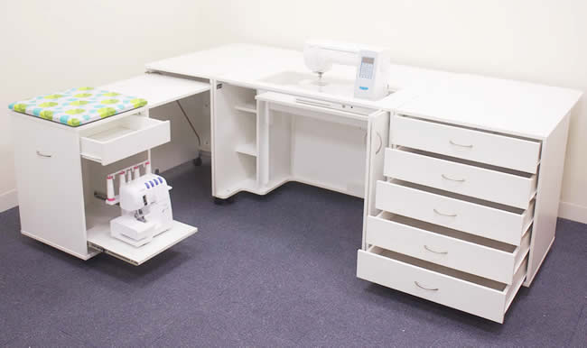 The organizational modular furniture used together